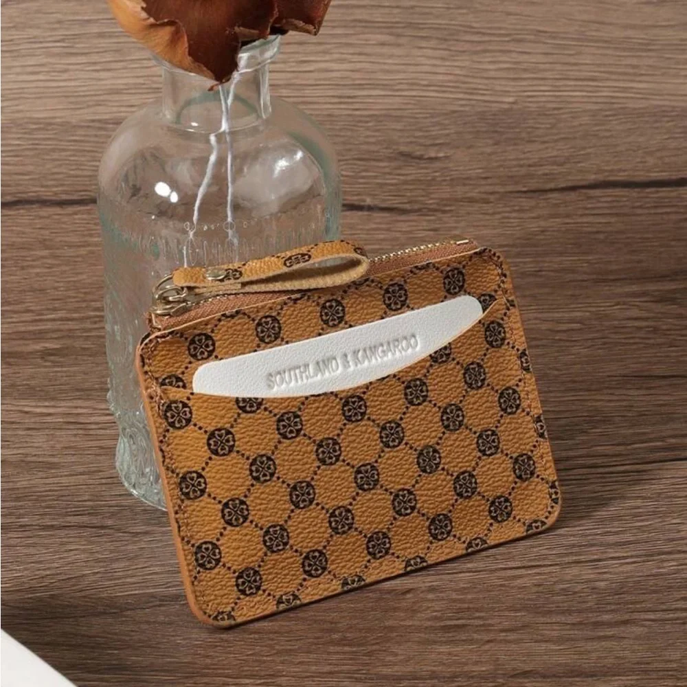 ⚠️Clearance Brown Patterned Small & Slim Cardholder / Wallet - Picture 4 of 7